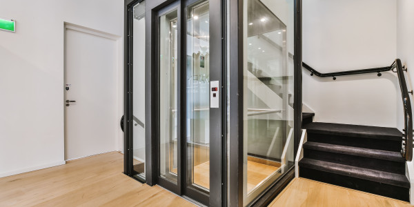 Diseño y Desarrollo de Proyectos en Huesca · Instalación de Ascensor
