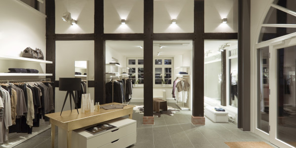 Gestión Integral de Proyectos Jaca · Diseño de interiores de espacios comerciales
